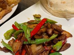 -泉畔人家·老济南经典鲁菜(大明湖店)