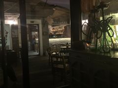 -脚下咖啡·CHILL酒馆(灵光东巷店)