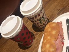 -星巴克(兰州国芳百货店)