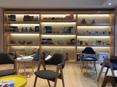 -Pets First伊珊娜洗护·精致美容·家庭式寄养(新会路店)