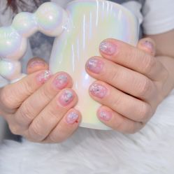 -七彩虹美甲美睫 半永久