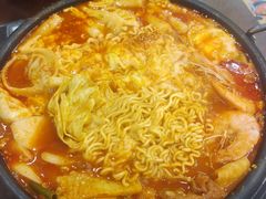 -贵宾庄炸酱面·韩式料理(高区店)