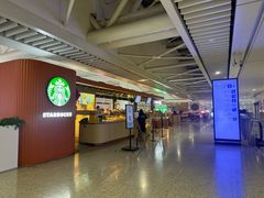-星巴克(上海虹桥站2A检票口)