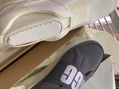 -UGG(燕莎奥特莱斯购物中心店)