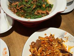 -爱碗亭·鲜炒湖南菜(壹城中心店)