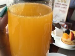 -荣誉国际酒店-云顶旋转餐厅