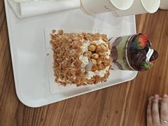 -山与蓝·轻糖鲜果蛋糕(勒泰店)