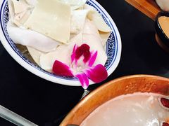 生压黄喉-辣莊重庆老火锅(李沧万达店)