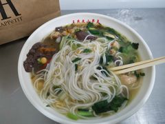 -文山荷鲜居(翠湖店)