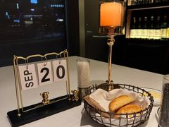 -Wolfgang’s Steakhouse 沃夫冈牛排馆(上海白玉兰广场店)