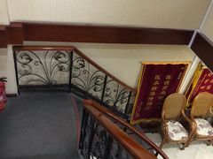-灵鑫阁中医门诊部有限公司
