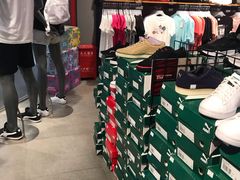 -PUMA品牌自营折扣店(武汉永旺梦乐城店)