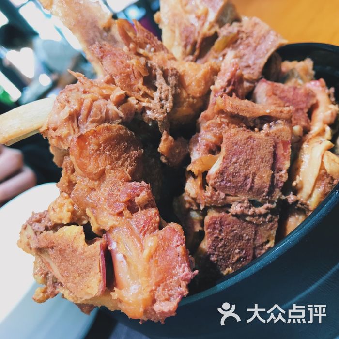 郑氏餐饮犟骨头排骨饭