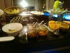 -西藏饭店·亚克·食光自助餐厅(文殊院店)