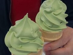 抹茶圆筒-麦当劳(山大路店)