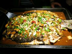 -叹鱼风尚烤鱼餐厅