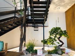 -蜜桃餐厅·伴山(湖滨商业街店)