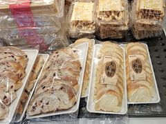 -华荣西饼(列东店)