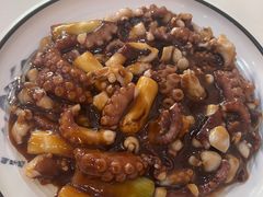 葱烧八爪鱼-小郭私房菜·海肠捞饭店(学士街店)