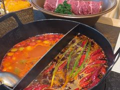 阳光番茄汤-山缓缓火锅(苏州仁恒仓街店)