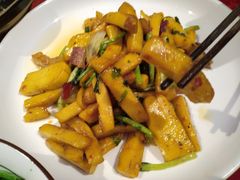 -客家大院·非遗赣南客家菜(郁孤台店)