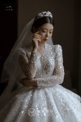 点击看大图 -曼青婚纱礼服馆