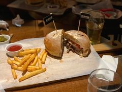 -圣徒精酿美式餐厅saints brewing(裕华万达步行街店)