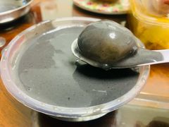 芝麻糊汤圆-百花传统甜品店(原址店)