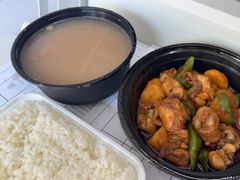 -莲餐厅·湖北菜·藕汤是头牌(愚园路店)