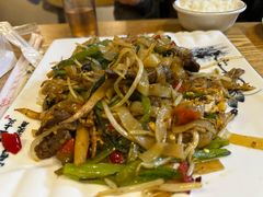 -牛八宝桂林米粉(八里庄店)