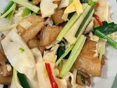 -广客美食坊(丹霞山店)