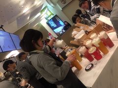 -奈雪的茶(市百一店)