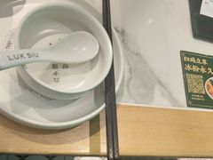 -六少·猪肚包鸡火锅(卓悦INTOWN店)