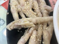 沙姜鸡脚-黄师奶甜品店