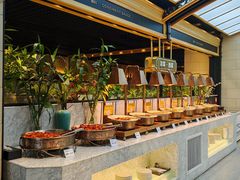 -川骄海鲜自助(王府井奥莱UP TOWN店原世界之花店)