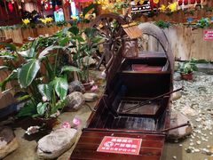 -老滇山寨•云南特色菜•地方菜•民族风情歌舞表演(金碧店)