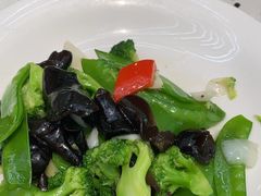 橄榄油炒田园时蔬-大树餐厅(朝阳大悦城店)