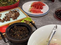 -有红鸡毛店·川菜(建设路店)