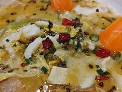 老坛酸菜鱼巴沙鱼-小六鱼你.下饭酸菜鱼(益田假日广场店)