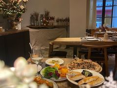 -Common Table · Brunch & Coffee