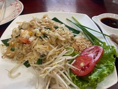 -Dang restaurant (patong phuket)