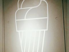 -麦当劳(中山公园龙之梦店)