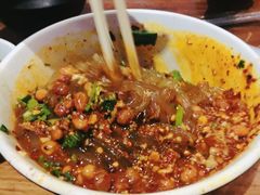 -万记麻辣烫国展总店