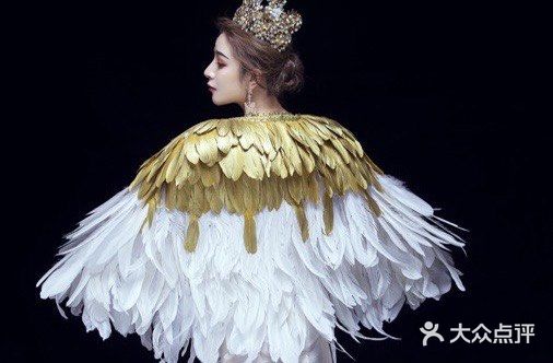 本真本色摄影图片