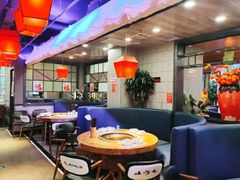 大堂-山河屯铁锅炖(哈西站店)