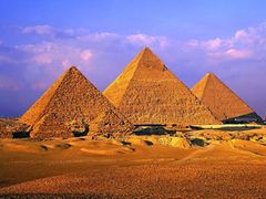 -吉萨金字塔群