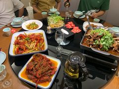 -琥珀老六龙虾(四里河店)