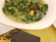 -雍景湾大酒楼(怡翠花园店)