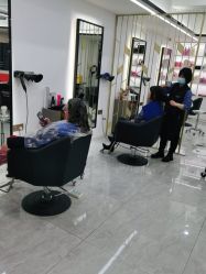 -AB hair salon