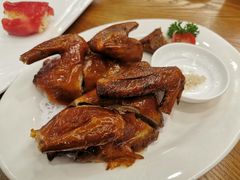脆皮烧乳鸽-富豪酒家(正大广场店)